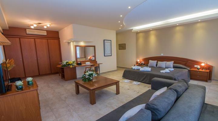 Alexandros Palace Hotel & Suites