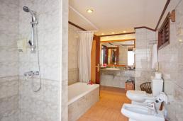 ROYAL ISLAND RESORT & SPA