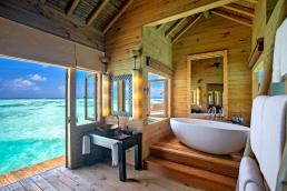 GILI LANKANFUSHI MALDIVES
