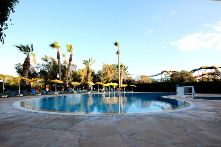 Papouis Protaras Hotel