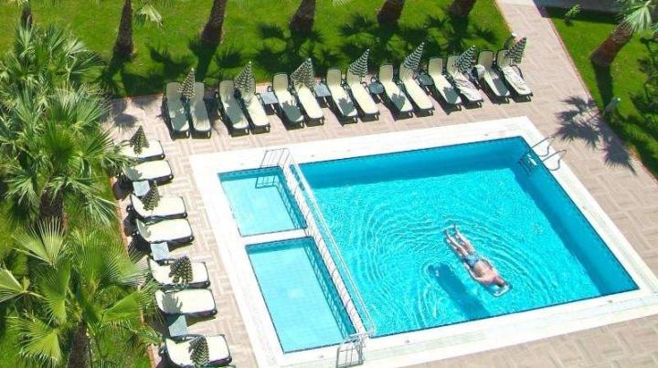 Gardenia Beach Hotel