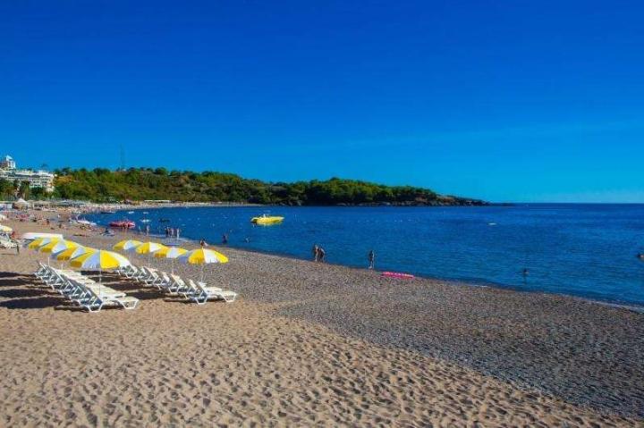 Gardenia Beach Hotel