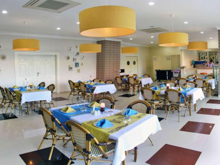 Gardenia Beach Hotel