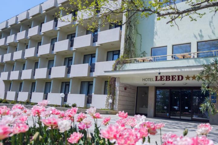 Hotel Lebed