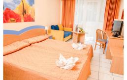 Hotel Dolphin