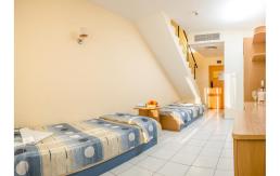 Hotel Dolphin