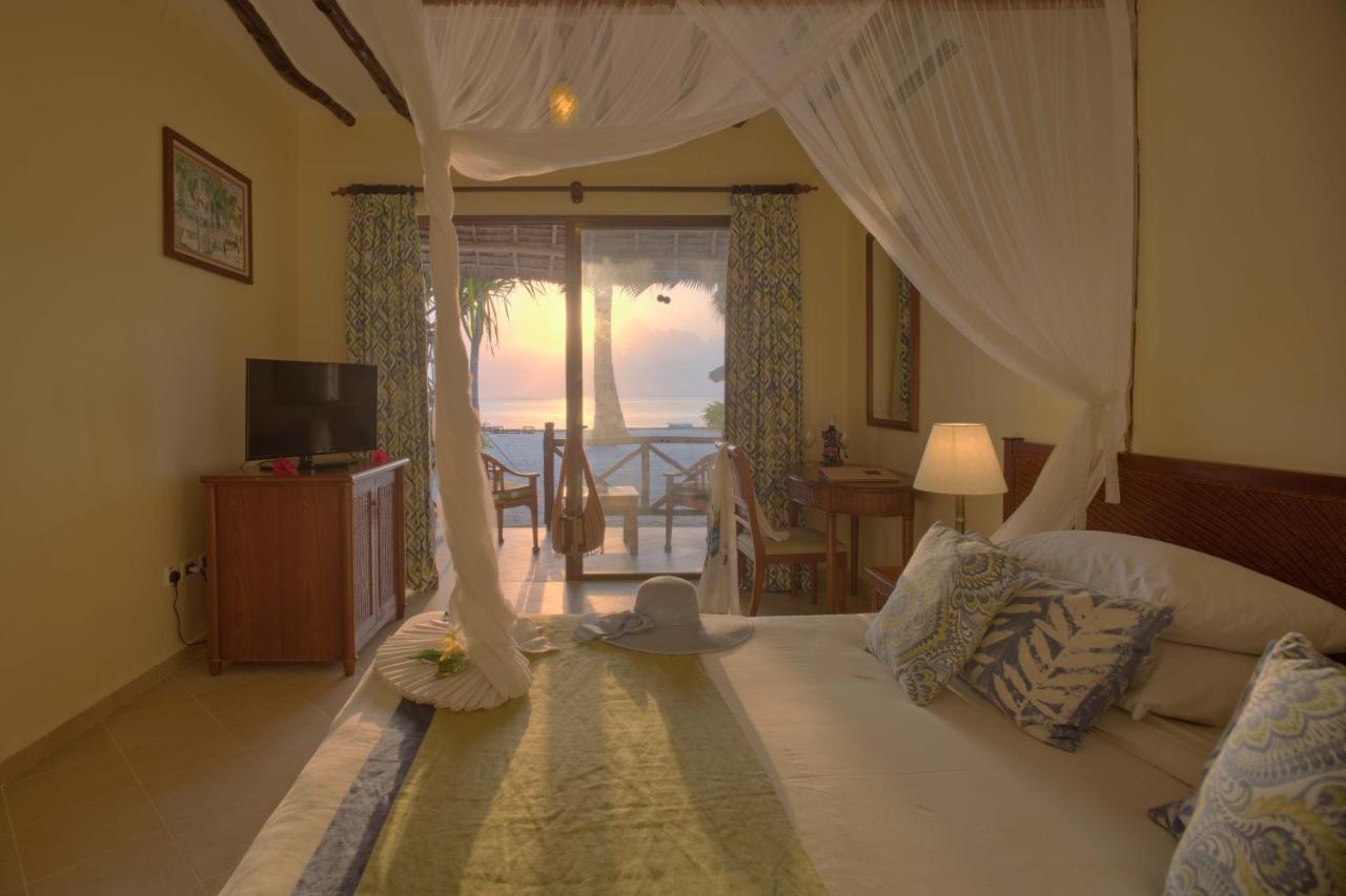 Hotel Sultan Sands Island Resort