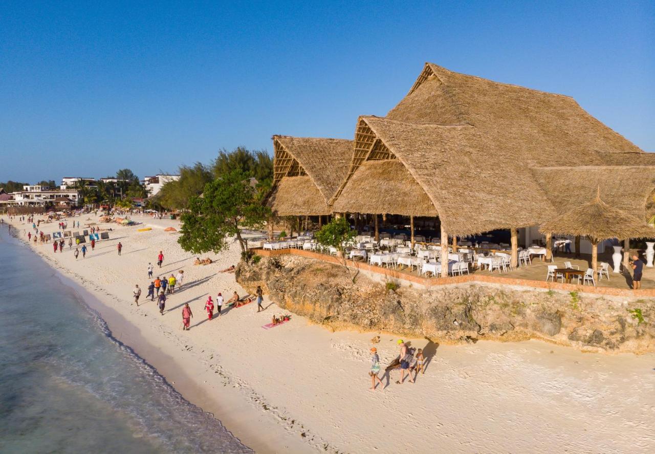 Hotel Sandies Baobab Beach