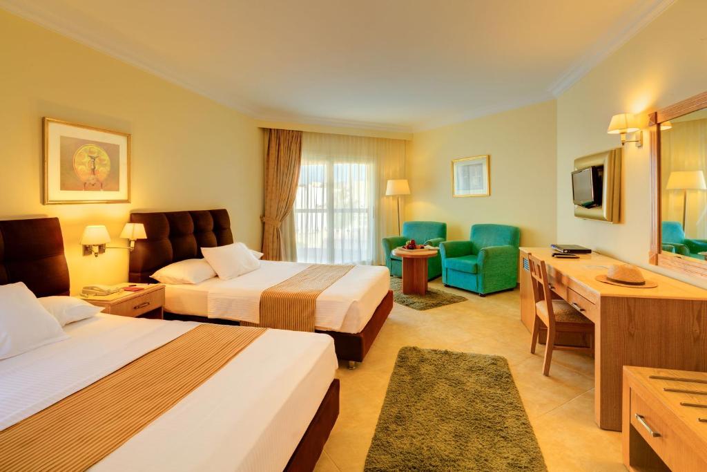 Hotel Aurora Oriental Resort