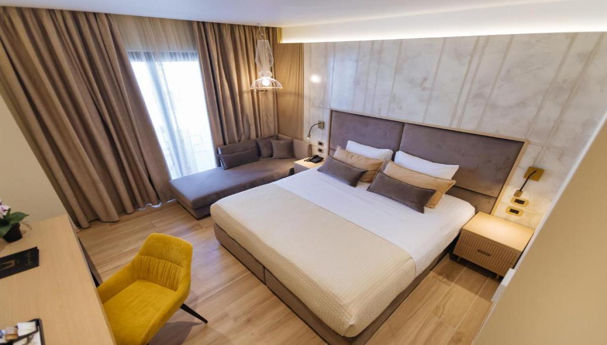 HOTEL GLORIA PALACE