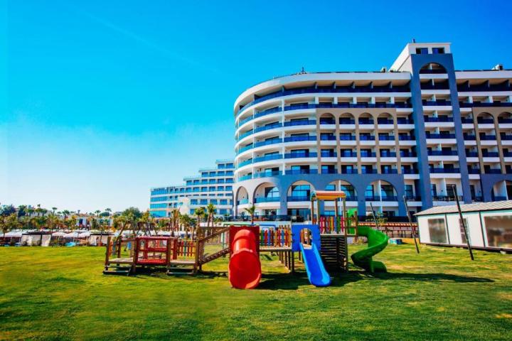 Hotel Alarcha & Resort