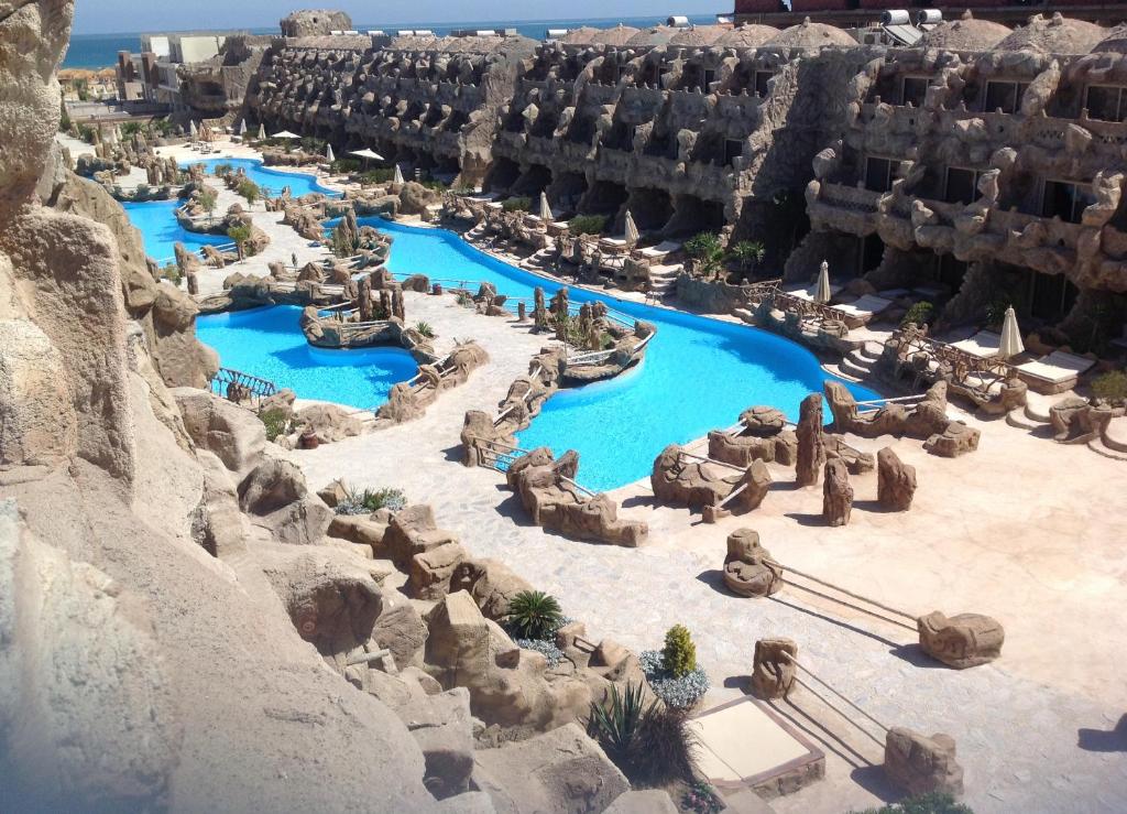 Hotel Caves Beach Resort
