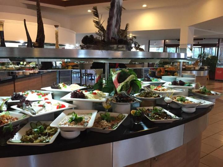 Hotel Champion Holiday Village