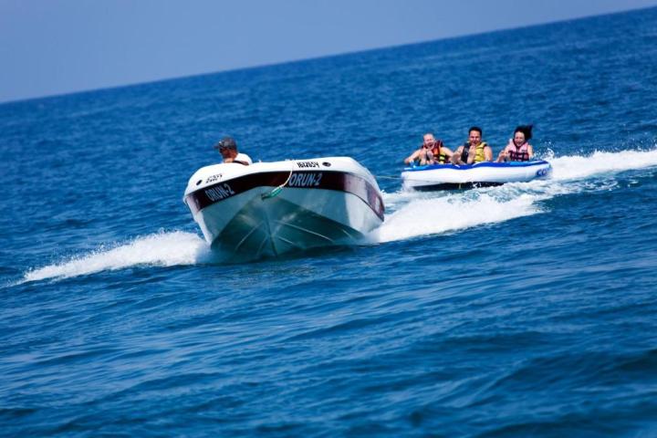 Hotel Champion Holiday Village