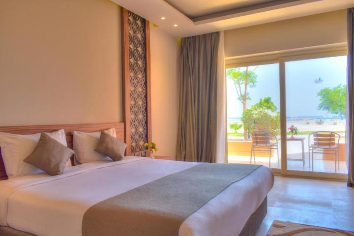 Hotel Jasmine Palace Resort & Spa