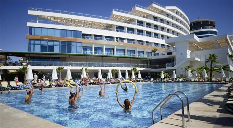 Raymar Resort & Aqua Hotel