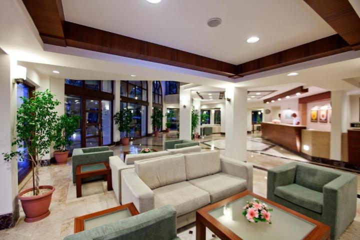 Hotel Champion Holiday Village