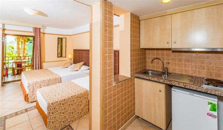 Hotel Von Resort Golden Coast