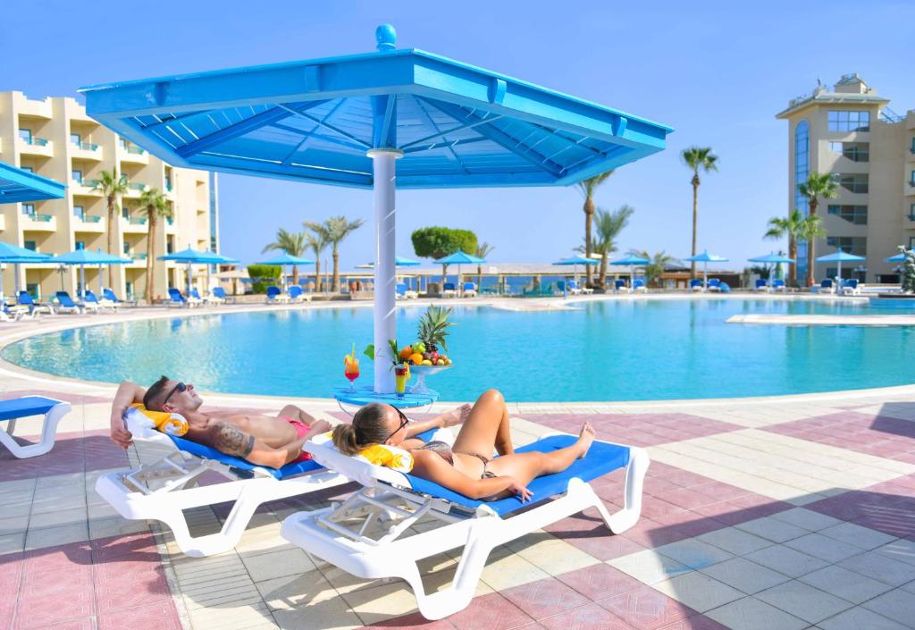 Hotelux  Marina Beach Resort
