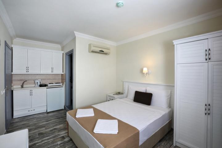 Hotel Summer Garden Suites & Beach (Ex. Apart)