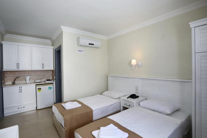 Hotel Summer Garden Suites & Beach (Ex. Apart)