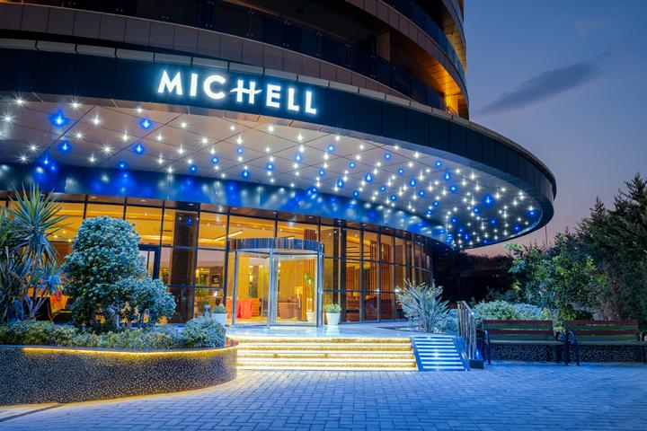 Michell Hotel