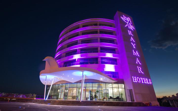 Raymar Resort & Aqua Hotel