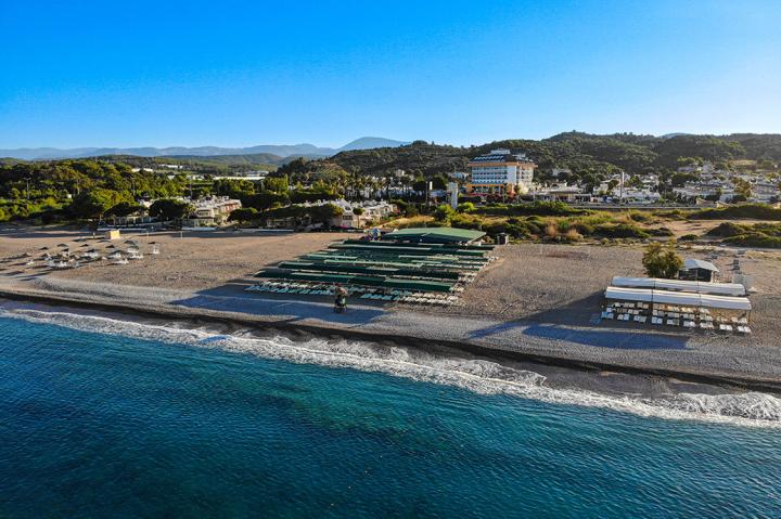 Throne Beach Resort