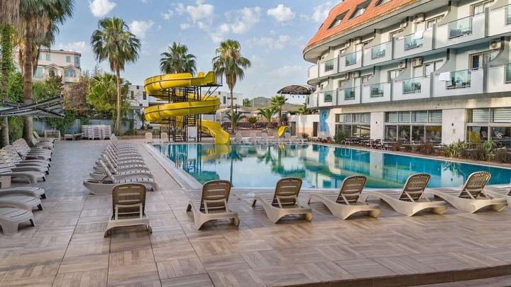 Dedeman Kemer Resort