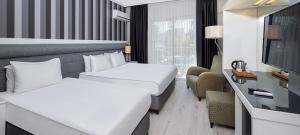 Dedeman Kemer Resort