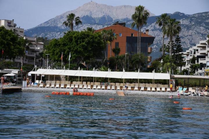 Fame Beach Hotel