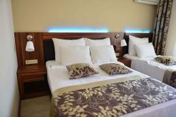 Kandelor Hotel