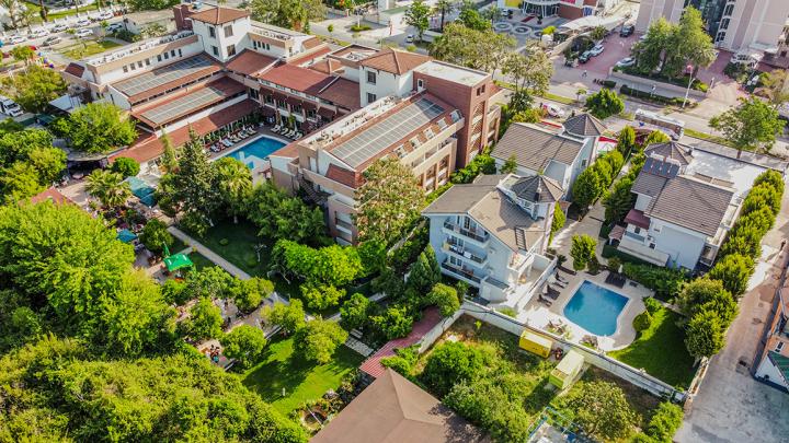 DG Rose Resort