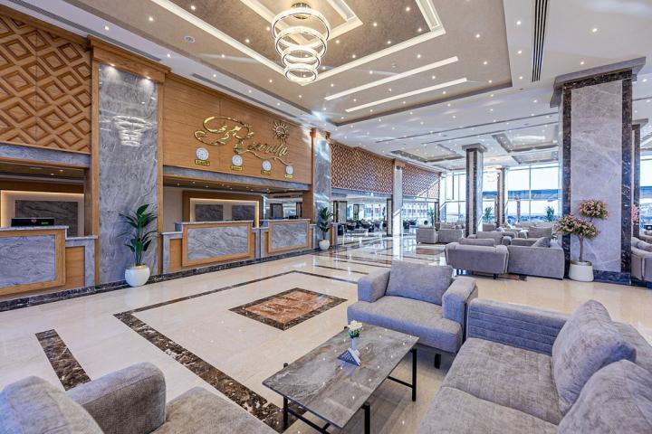 Hotel Rewaya Majestic Resort