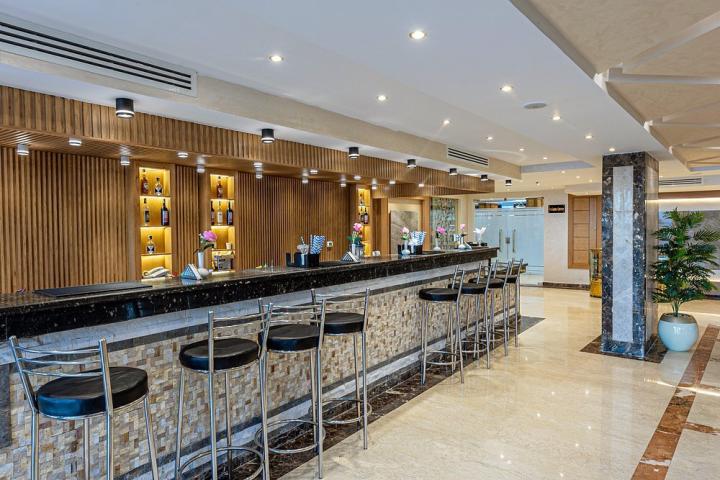 Hotel Rewaya Majestic Resort