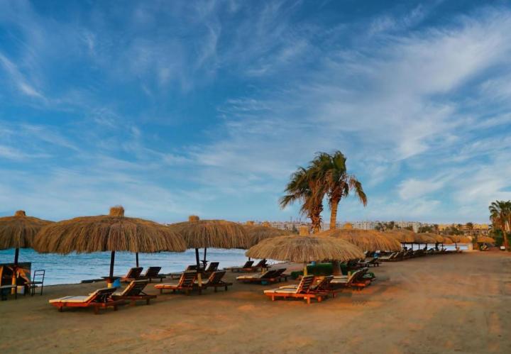 Eagles Downtown Zahabia Resort & Aqua Park